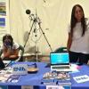 Erika Mancuso nello stand con altre collaboratrici